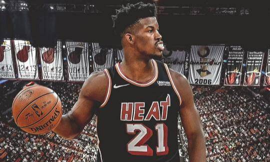  巴特勒20+10+10，热火轻取公牛  